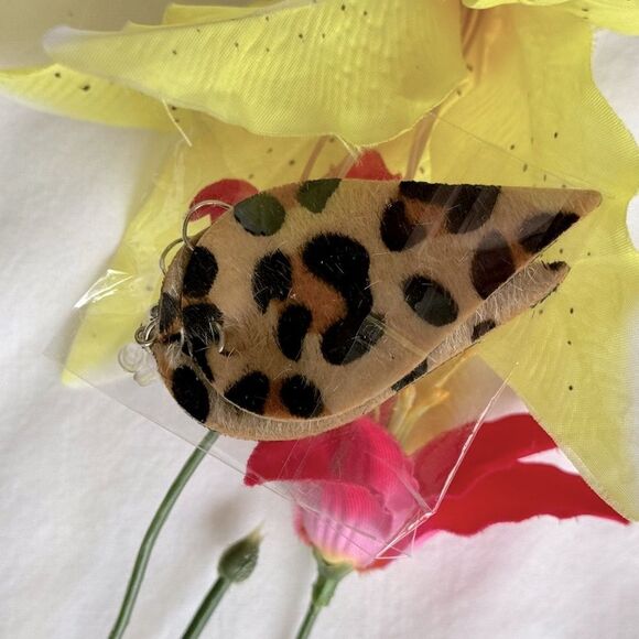 New! Never worn & never opened! Leopard earrings! - Picture 2 of 10